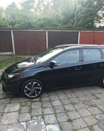 toyota Toyota Auris cena 62900 przebieg: 82512, rok produkcji 2017 z Wołomin